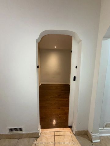 32 Belgravia Avenue - Photo 3