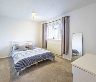 3 bed Terraced House for rent - Photo 3