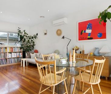 Comfort And Style In A Prime Location! - Photo 6