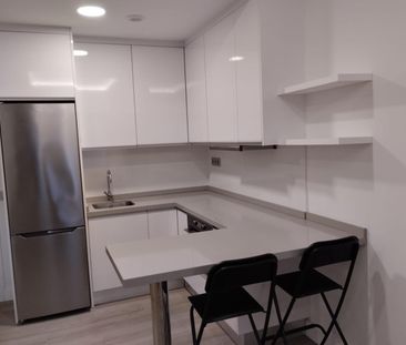 1 Bed Flat / Apartment to Rent - Photo 2