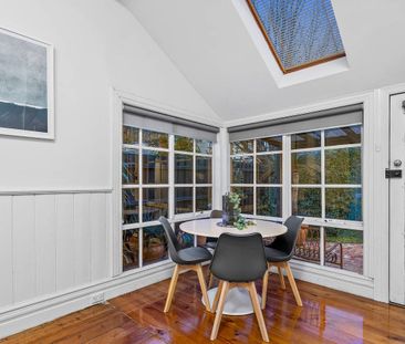 Register to Inspect // Classic Style meets Contemporary Class - Photo 3