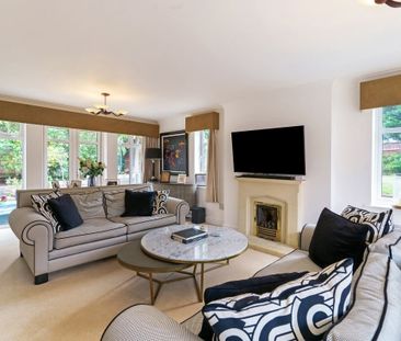 5 bedroom detached house to rent - Photo 2