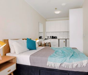 residence near Douglas Street, Sydney - Photo 3