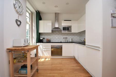 2 bedroom apartment to rent - Photo 3