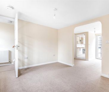 2 bedroom terraced house to rent - Photo 3