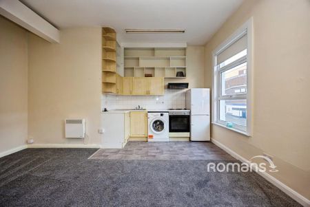 1 bedroom flat to rent - Photo 3