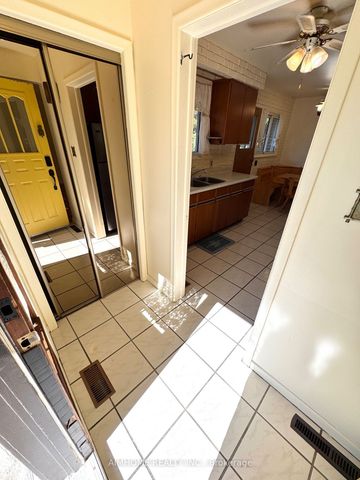 For Lease - 31 Poplar Road Unit# (Main), Toronto, Ontario - Photo 3