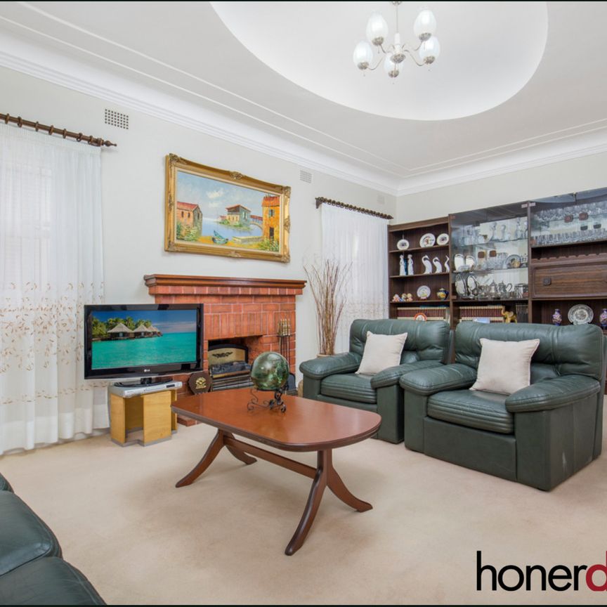 42 Wilson Street, Kogarah NSW 2217 - House For Rent | Domain - Photo 1