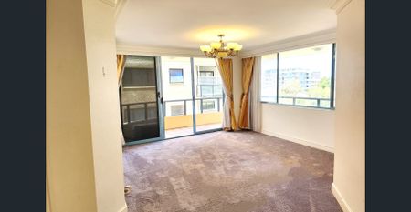 Two Bedroom Apartment in Resort Style Complex - Photo 5