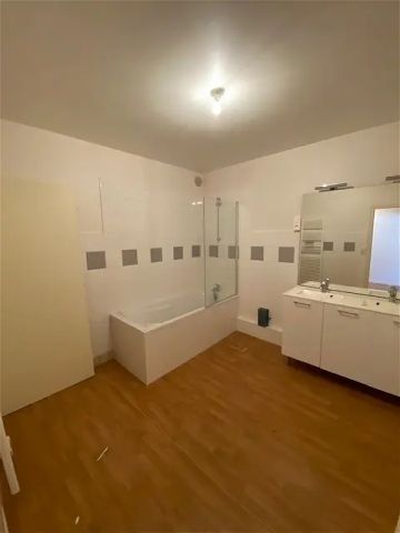 Location appartement 4 pièces - 116.74m² à Senones (88210) - Photo 3