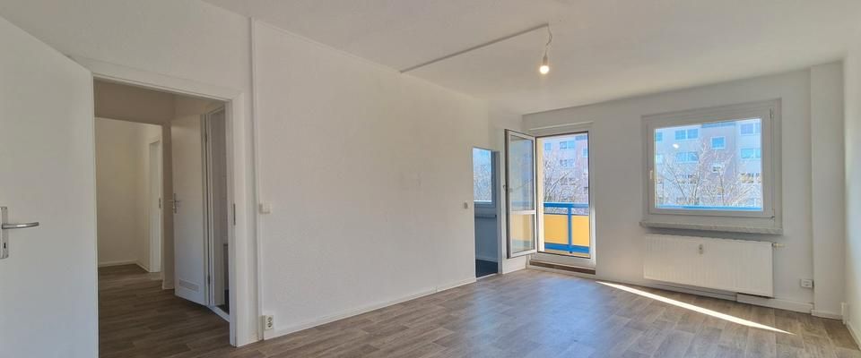 Sonnenbalkon in gepflegter Wohnanlage*wir renovieren*4. OG*Herbstaktion - Photo 1