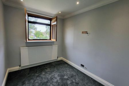 Inverness Avenue - Photo 4