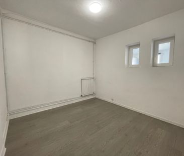 Location Appartement 2 pièces 50m² - Photo 3