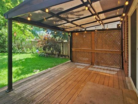 For Lease - 3400 Drummond Road, Mississauga, Ontario - Photo 2