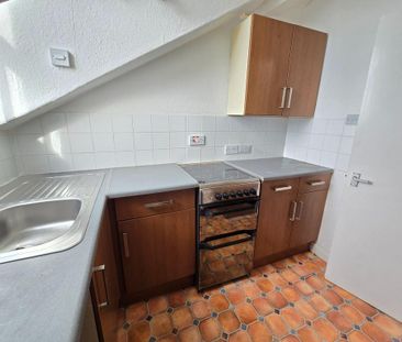 1 bedroom flat to rent - Photo 6