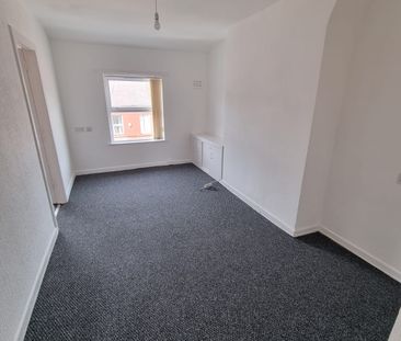 Windsor Road, Liverpool, L13 - Photo 1