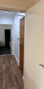 1 Bed Flat, Kirkstall Gate, LS5 - Photo 4