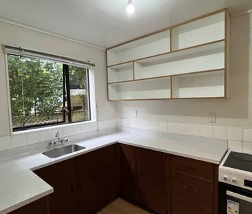 Two Bed Townhouse - Photo 5