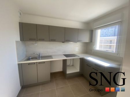 T4 NEUF AVEC LOGGIA + PARKINGS - Photo 5