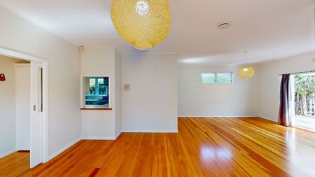 8 Richard Street, Belmont - Photo 4