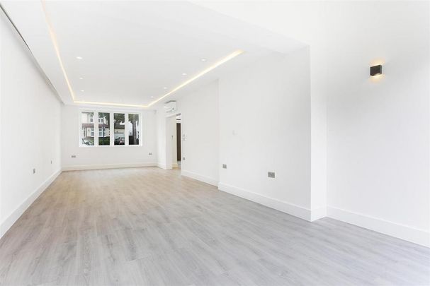 6 bedroom detached house to rent - Photo 1