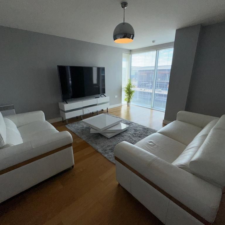 2 bedroom apartment to rent - Photo 1