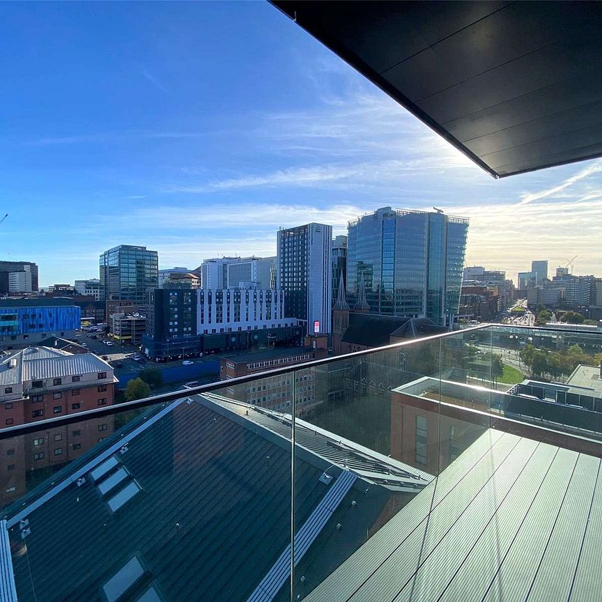 BRAND NEW Fully Furnished One Double Bedroom Apartment with a balcony on the 12th floor in the stunning Snow Hill Wharf development. Available from the 1st July 2024. - Photo 1