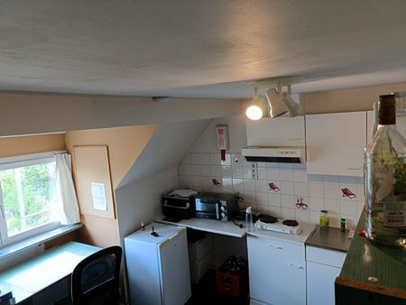 Kamer 6 / Kitchenette + Slaapmezzanine - Elfjulistraat 19 - Photo 3