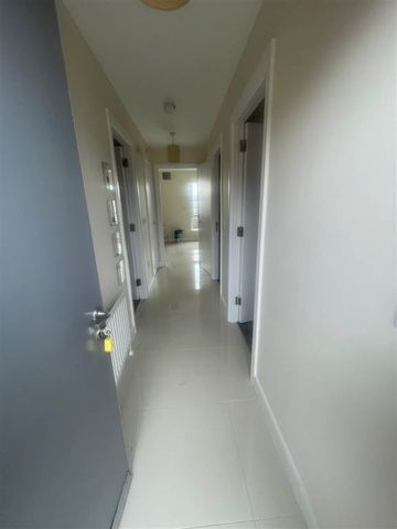 904 College Central Apartments, College Avenue, Belfast, BT1 6AA - Photo 3