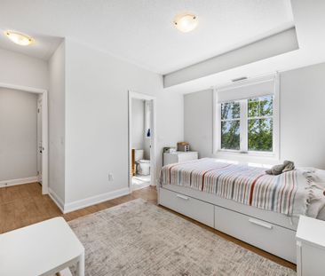 For Lease - 275 Roxton Road Unit# 201, Oakville, Ontario - Photo 5