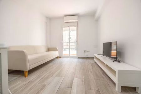 Carrer de Pere Cabanes, Valencia, Valencian Community 46019 - Foto 2