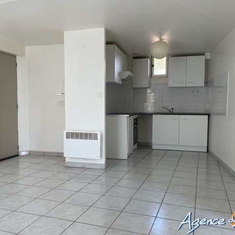 Narbonne – Location Appartement – 48.63 m² – 495€ CC / mois - Photo 1