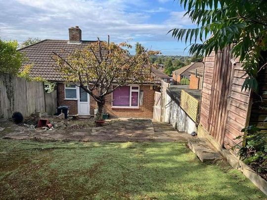 Barnfield Road, Orpington, Kent, BR5 - Photo 1
