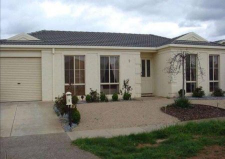 9 Picardy Court - Photo 2