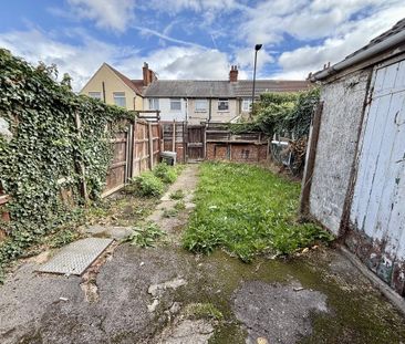 2 bedroom terraced house to rent - Photo 1