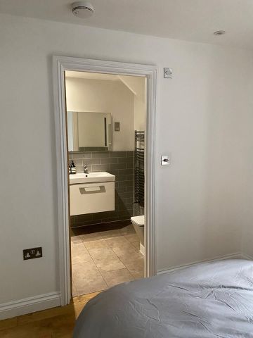 1 Bed Flat, London, N5 - Photo 3