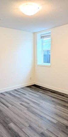 2 Bedroom Basement Suite in South Surrey for Rent - Photo 1