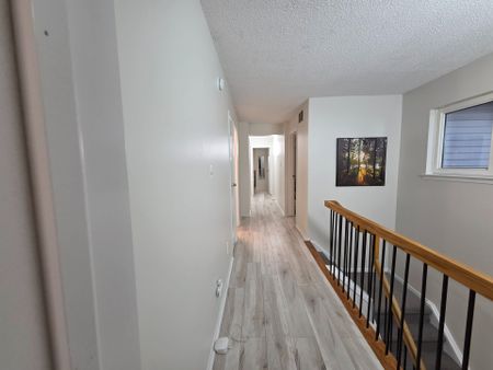For Lease - 2155 South Millway N/A Unit# 21, Mississauga, Ontario - Photo 2