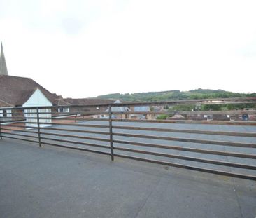 2 bedroom apartment to rent - Photo 6