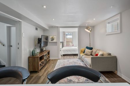 For Lease - 19 Guild Hall Drive Unit# 2, Toronto, Ontario - Photo 4