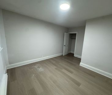 For Lease - 316 Lonsdale Road Unit# 2, Toronto, Ontario - Photo 2