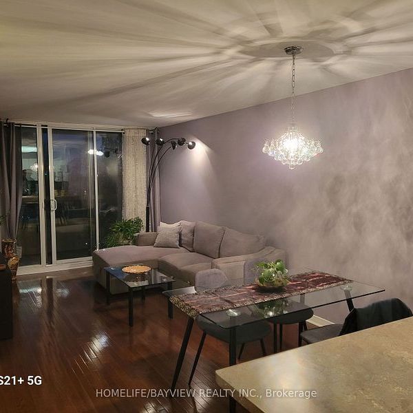 For Lease - 19 northern heights Drive Unit# 202, Richmond Hill, Ontario - Photo 1