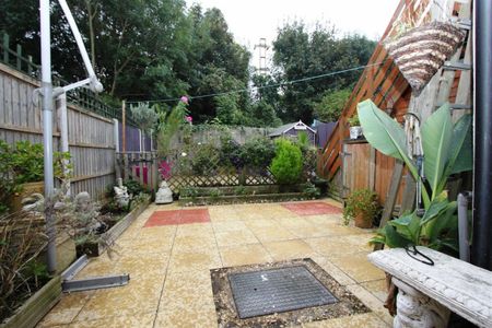 Grange Gardens, Southend On Sea - Photo 4