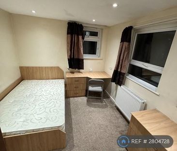 1 bedroom in a house share to rent - Photo 4