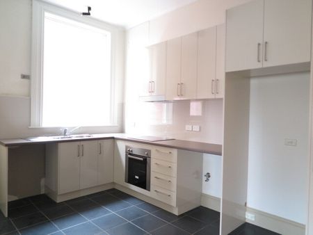 2/83 Goulburn Street Hobart TAS 7000 Australia - Photo 5