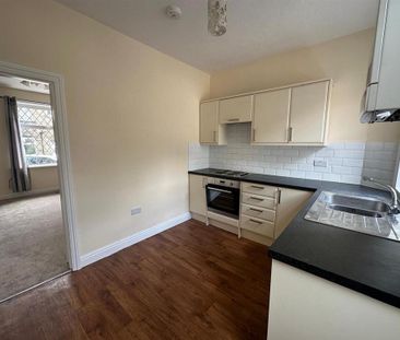 2 bedroom terraced house to rent - Photo 6