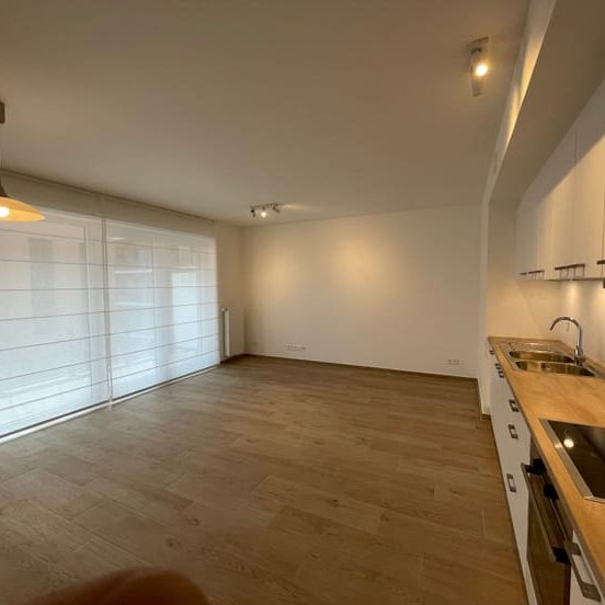 Appartement te huur - Foto 1
