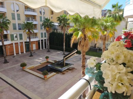 Location Appartement 1 pièce 29m² NICE 06300 - Photo 4