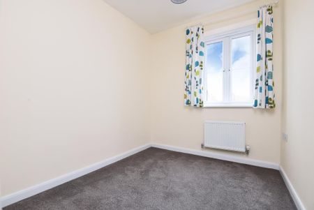 3 bedroom end of terrace house to rent - Photo 3