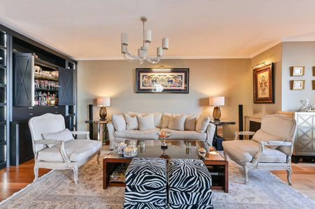 5 bedroom penthouse to rent - Photo 2